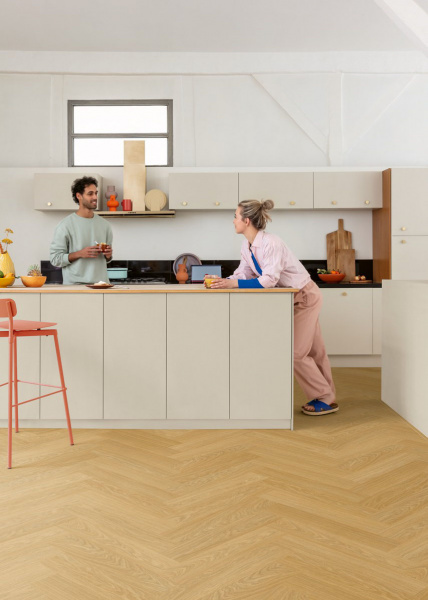 Кварцвиниловая плитка Quick Step Alpha Vinyl Эко карамельный AVHBU4036, Ciro анонс
